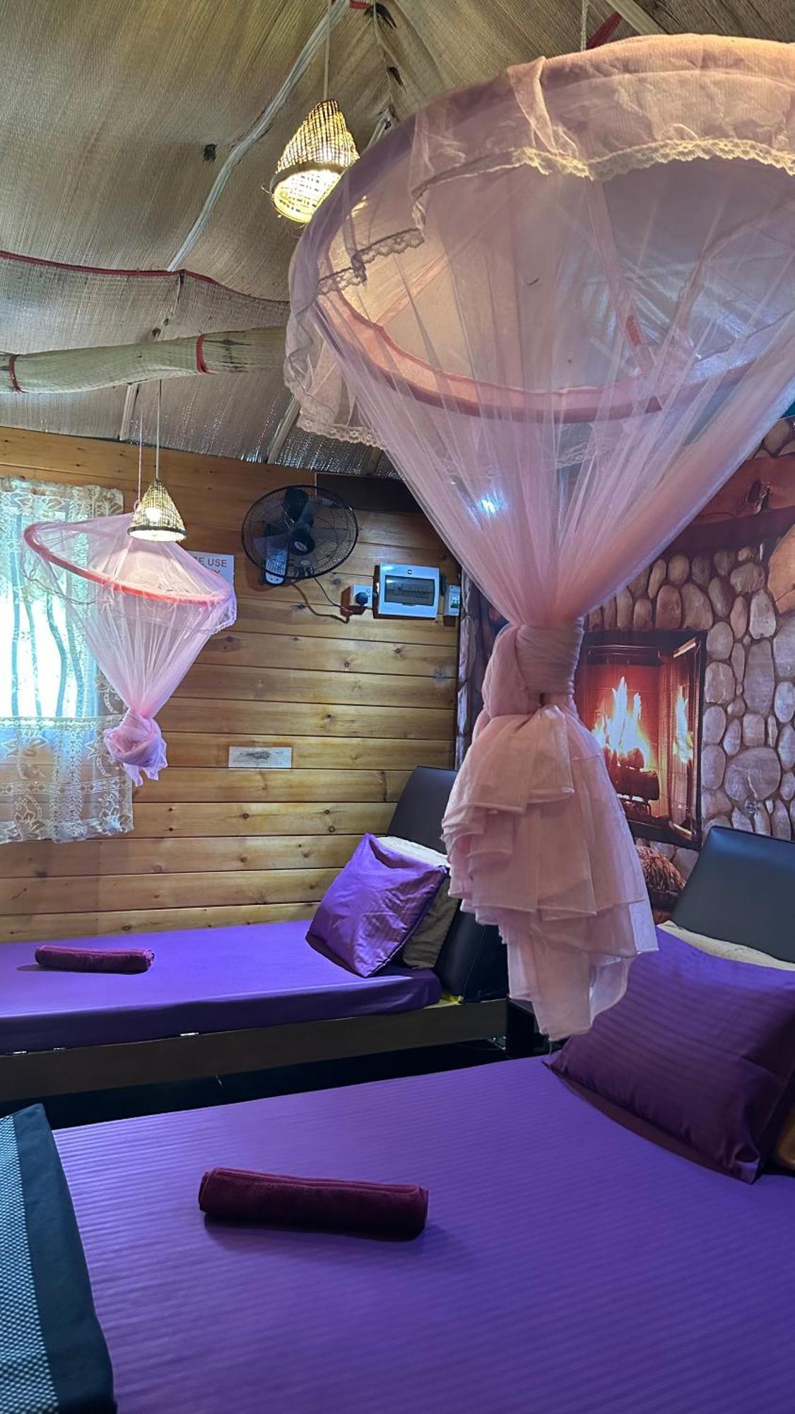A Lounge Hostel And Cafe Ella Luaran gambar