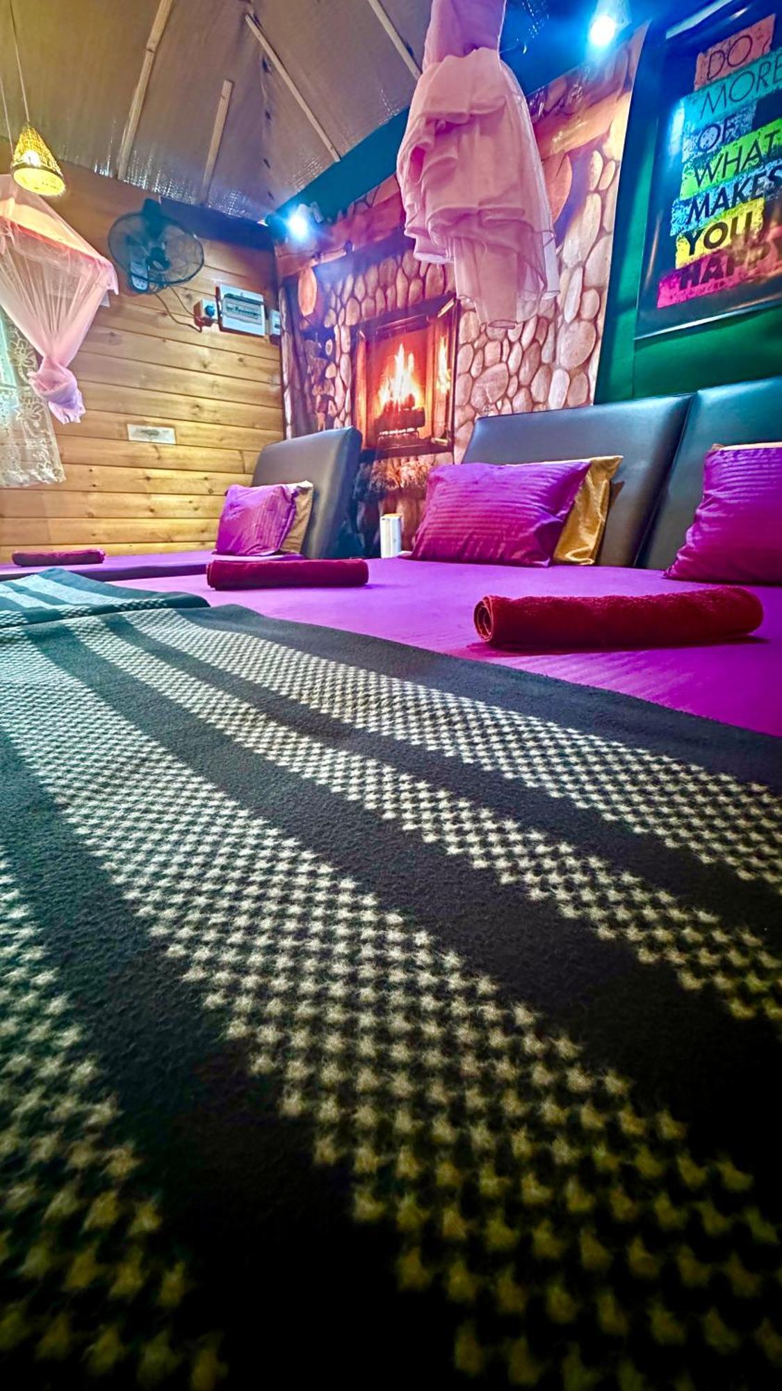 A Lounge Hostel And Cafe Ella Luaran gambar